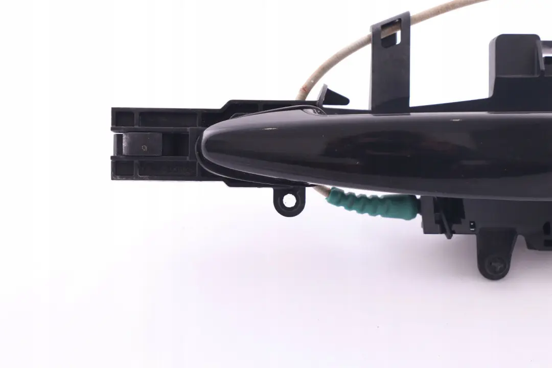 Completo Maniglia Posteriore Sinistra Black Sapphire per BMW E87 con numero di parte 7069759 BMW E87 Completo Maniglia Posteriore Sinistra Black Sapphire - SKU 7069759-BS2 - Numero di parte 7069759