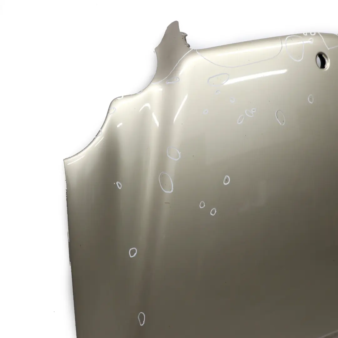 Maska Pokrywa Silnika Travertine Beige Metalik - 693 do Mercedes W203 o numerze A2038800157 Mercedes W203 Maska Pokrywa Silnika Travertine Beige Metalik - 693 - SKU A2038800157-TRB - Numer Części A2038800157