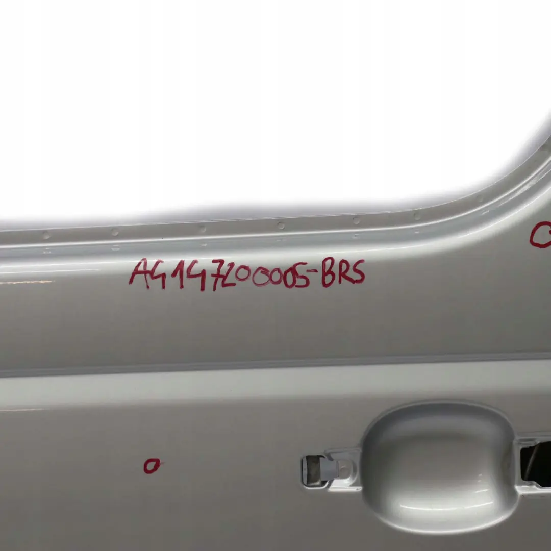 Mercedes Vaneo W414 Puerta Delantera Izquierda Plata Brillante Metalizado - 9744 - SKU A4147200005-BRS - Número de pieza A4147200005