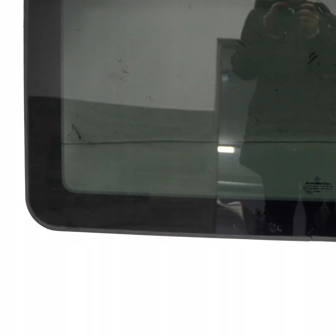 Techo corredizo Techo solar Ventana Panel De vidrio AS3 para Mercedes W163 con número de pieza A1637801021 Mercedes W163 Techo corredizo Techo solar Ventana Panel De vidrio AS3 - SKU A1637801021 - Número de pieza A1637801021