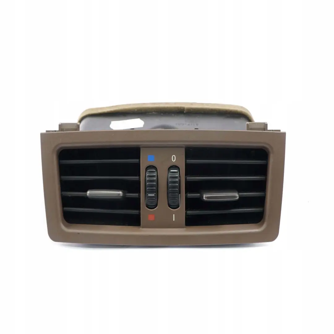 Frischluftgrill Fondraum Braun 6932023 für BMW 5 er E60 E61 mit Teilenummer 6957977 BMW 5 er E60 E61 Frischluftgrill Fondraum Braun 6932023 - SKU 6957977 - Teilenummer 6957977