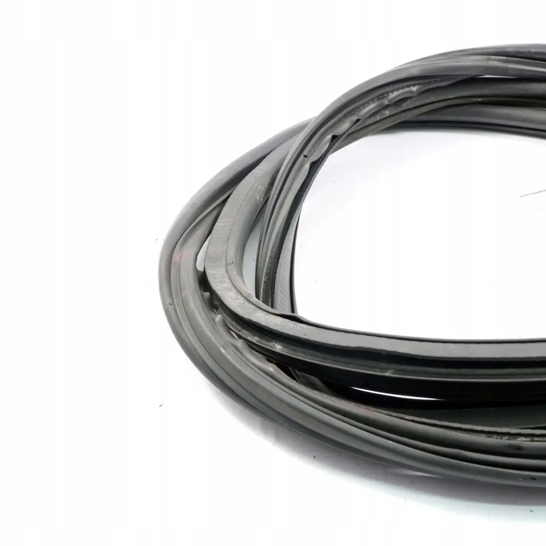 Mercedes Vito W639 Front Door Seal Rubber Gasket Right O/S - SKU A6396971398 - Part number A6396971398