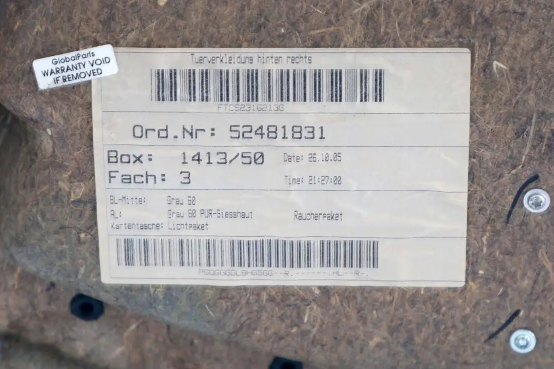 Boczek tapicerka drzwi prawy tył do BMW E60 E61 o numerze 7078746 BMW E60 E61 Boczek tapicerka drzwi prawy tył - SKU 7078746 - Numer Części 7078746