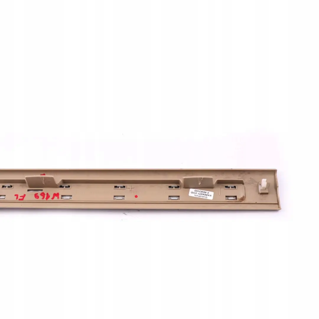  Mercedes-Benz W169 Porte avant Gauche Einstiegleistung Moulage Beige - SKU A1696801174 - Numéro de pièce A1696801174
