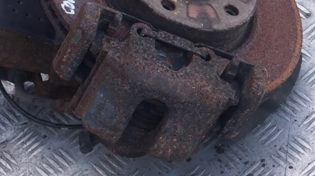 N46 Amortyzator zwrotnica p. COMPACT do BMW E46 316ti o numerze 1096852 BMW E46 316ti N46 Amortyzator zwrotnica p. COMPACT - SKU 1096852 - Numer Części 1096852