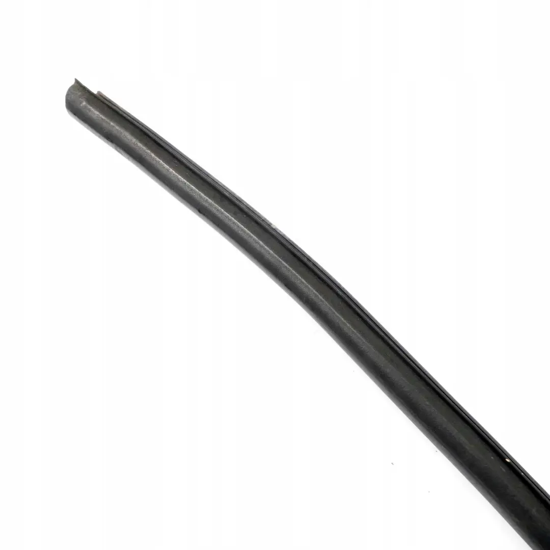 BMW 3 Series E36 Saloon Touring Centre Right O/S Rubber Seal Between Door Outer - SKU 1960668 - Part number 1960668