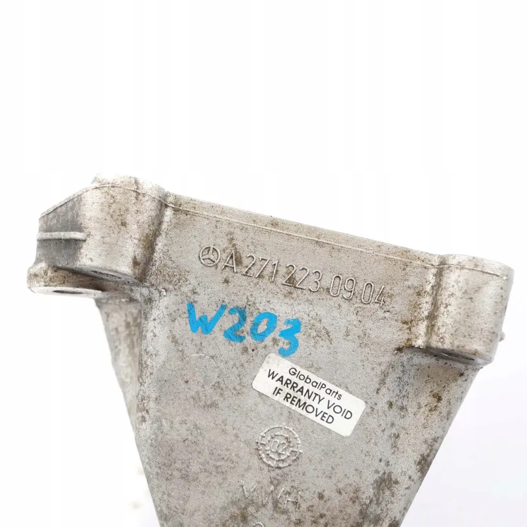 Mercedes-Benz W203 M271 Compresseur Moteur Support A Gauche pour à propos du numéro de pièce A2712230904 Mercedes-Benz W203 M271 Compresseur Moteur Support A Gauche - SKU A2712230904 - Numéro de pièce A2712230904