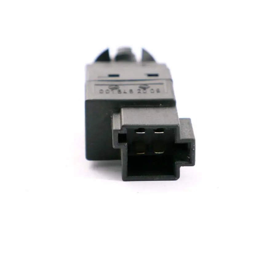 Interruptor De pedal De freno Luz De freno para Mercedes B W169 W245 con número de pieza A0015452009 Mercedes B W169 W245 Interruptor De pedal De freno Luz De freno - SKU A0015452009 - Número de pieza A0015452009