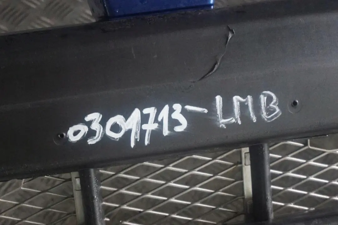 Zderzak przedni przód Le Mans Blau do BMW E53 X5 o numerze 0301713 BMW E53 X5 Zderzak przedni przód Le Mans Blau - SKU 0301713-LMB - Numer Części 0301713