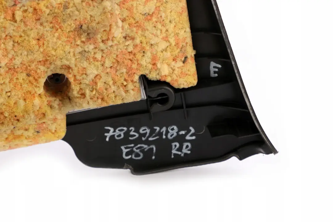 Tapicerka boczek drzwi prawy tył do BMW E81 o numerze 7839218 BMW E81 Tapicerka boczek drzwi prawy tył - SKU 7839218-2 - Numer Części 7839218