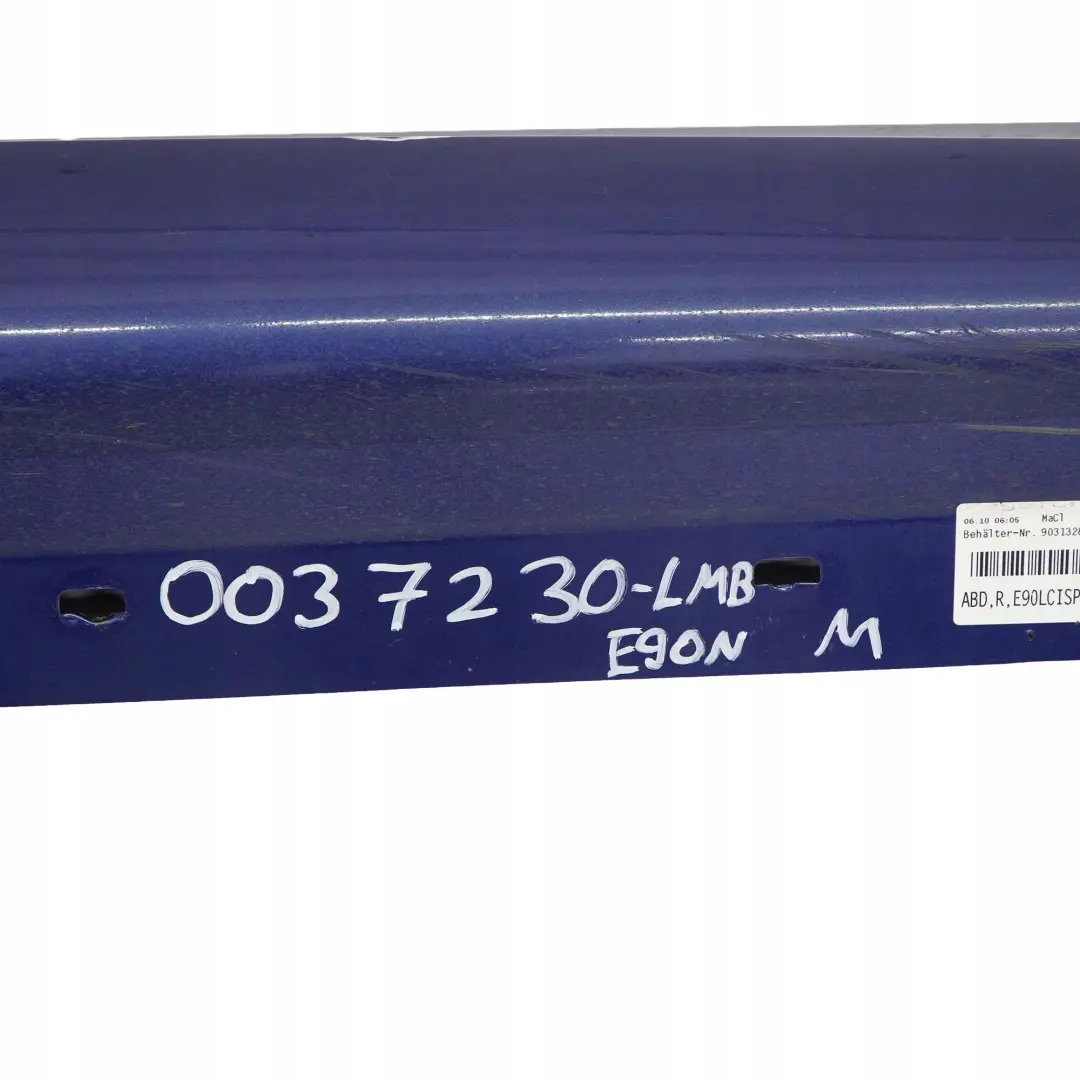 Sill Strip Faldon Lateral Derecho Le Mans Azul - 381 para BMW E90 LCI M Sport con número de pieza 0037230 BMW E90 LCI M Sport Sill Strip Faldon Lateral Derecho Le Mans Azul - 381 - SKU 0037230-LMB - Número de pieza 0037230