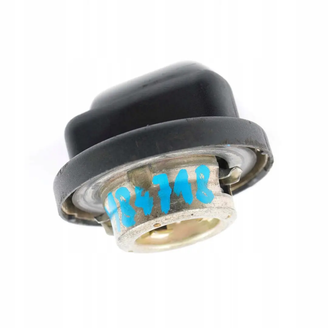 Korek wlewu paliwa do BMW E31 E34 E36 E38 o numerze 1184718 BMW E31 E34 E36 E38 Korek wlewu paliwa - SKU 1184718 - Numer Części 1184718