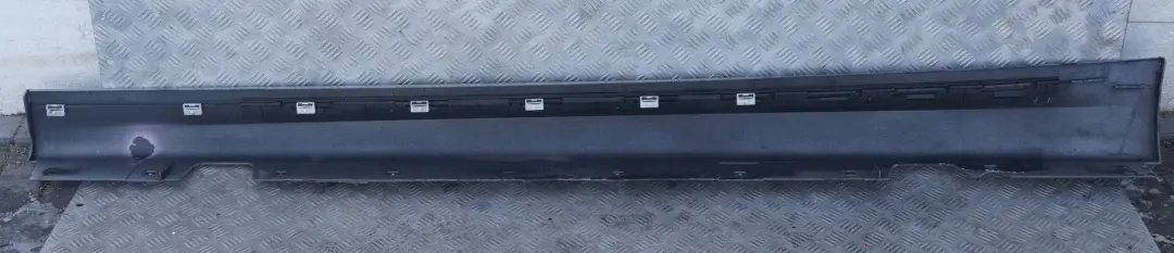 Sill strip side skirt right O/S Titansilber Silv to BMW 3 SERIES 3 E90 E91 M Sport with Part number 0033440 BMW 3 SERIES 3 E90 E91 M Sport Sill strip side skirt right O/S Titansilber Silv - SKU 0033440-TS3 - Part number 0033440