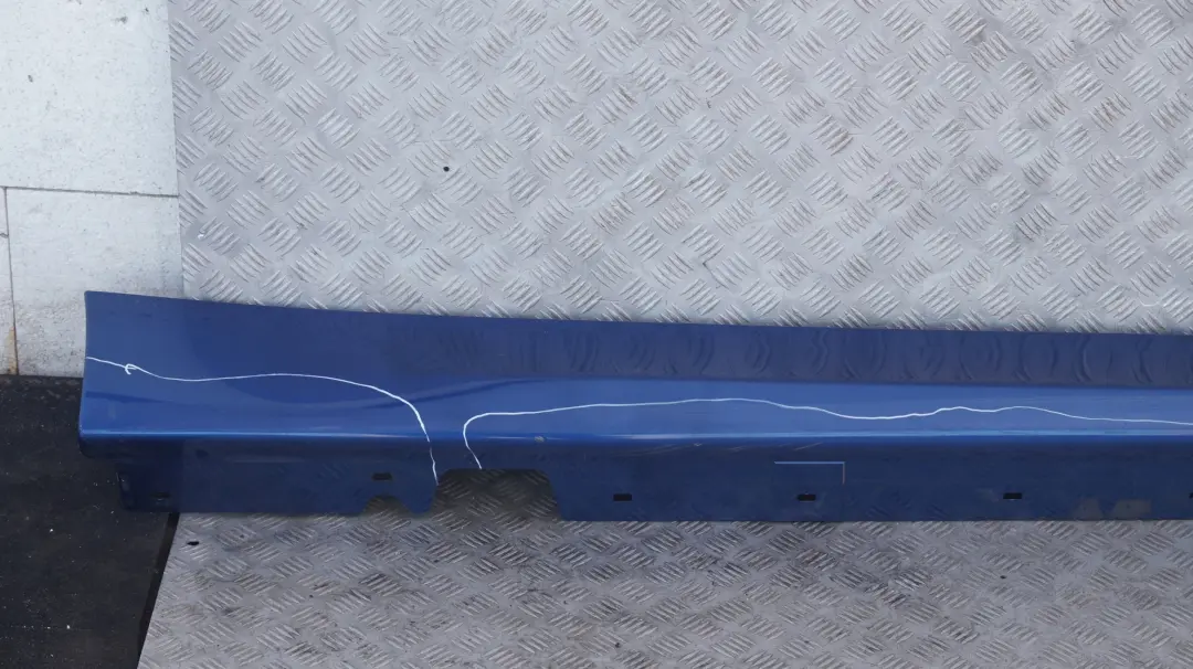 BMW E90 E91 Listello Portiera Apertura Gonne Destra Montegoblau Blu - SKU 0032950-MTB3 - Numero di parte 51770032950