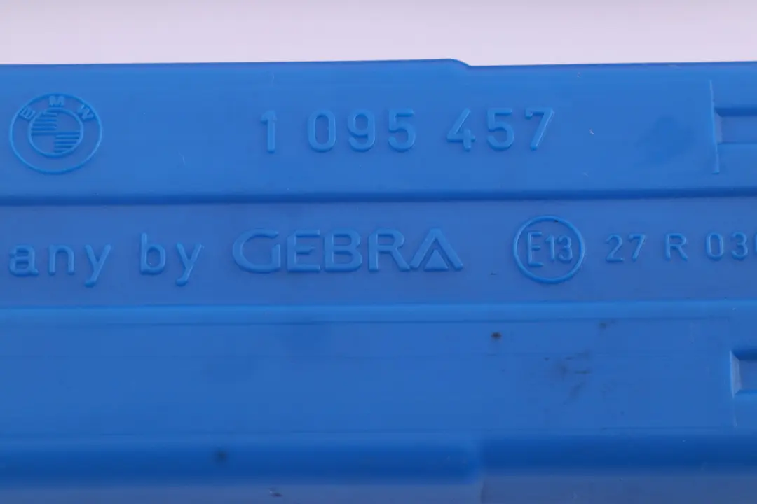 Warndreieck Dreieck Container für BMW 3 5 7 er E36 E38 E39 mit Teilenummer 1092427 BMW 3 5 7 er E36 E38 E39 Warndreieck Dreieck Container - SKU 1092427 - Teilenummer 1092427