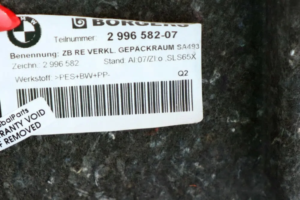 Boot Trunk Lid Right O/S Luggage Compartment Trim to BMW 1 Series E82 with Part number 2996582 BMW 1 Series E82 Boot Trunk Lid Right O/S Luggage Compartment Trim - SKU 2996582 - Part number 2996582