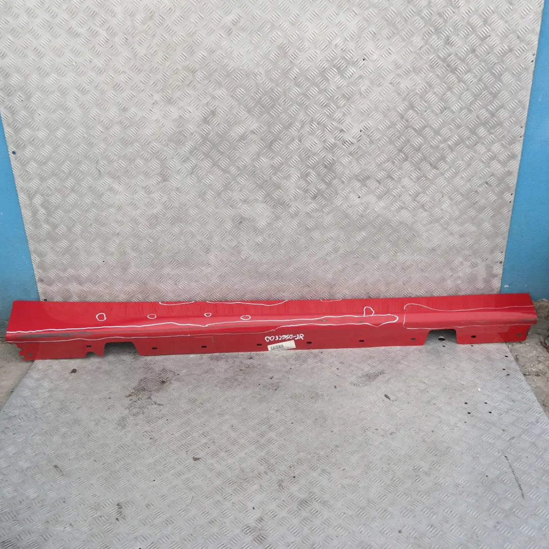 Bas de Porte Couverture Seuil Droite Rouge Japon Rouge pour BMW 3 E90 E91 à propos du numéro de pièce 32950 BMW 3 E90 E91 Bas de Porte Couverture Seuil Droite Rouge Japon Rouge - SKU 0032950-JR - Numéro de pièce 32950