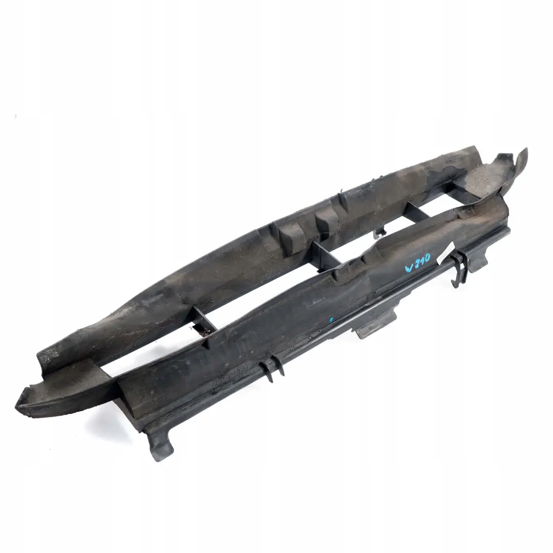 Mercedes Benz E-Klasse W210 Kühlerzarge Kühlergrill Mopf Ladeluft - SKU A2105052130 - Teilenummer A2105052130