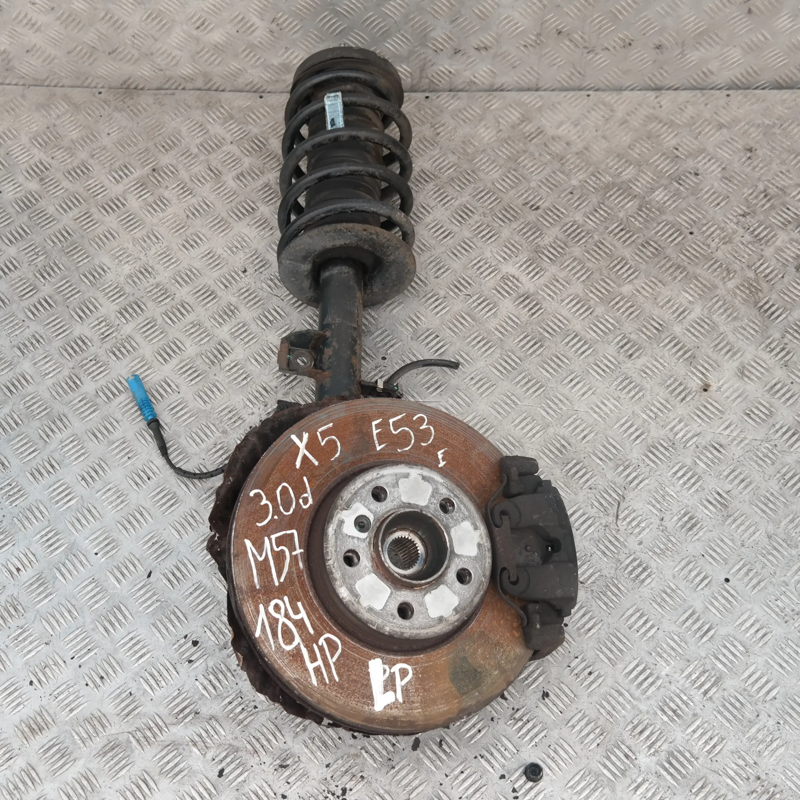 BMW X5 Series E53 3.0d FRONT LEFT LEG SUSPENSION AXLE BRAKE DISC HUB COMPLETE