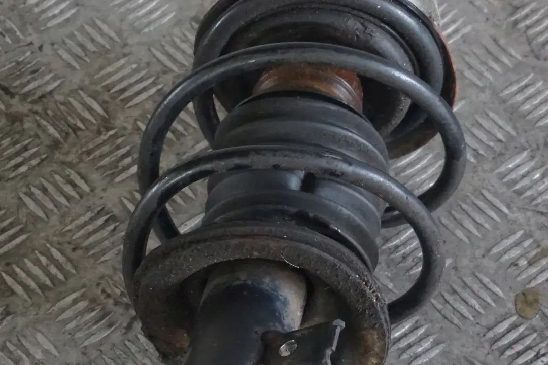 BMW Z4 E85 2.0i N46 Suspensión delantera derecha Freno Disco Eje - SKU 6785988 - Número de pieza 6785988