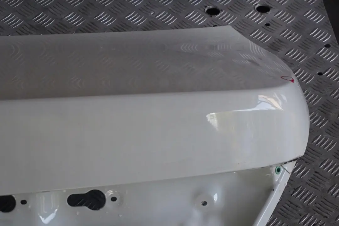 BMW E65 E66 Klapa tylna tył goła Alpinweiss - SKU 7049252-AW - Numer Części 7049252