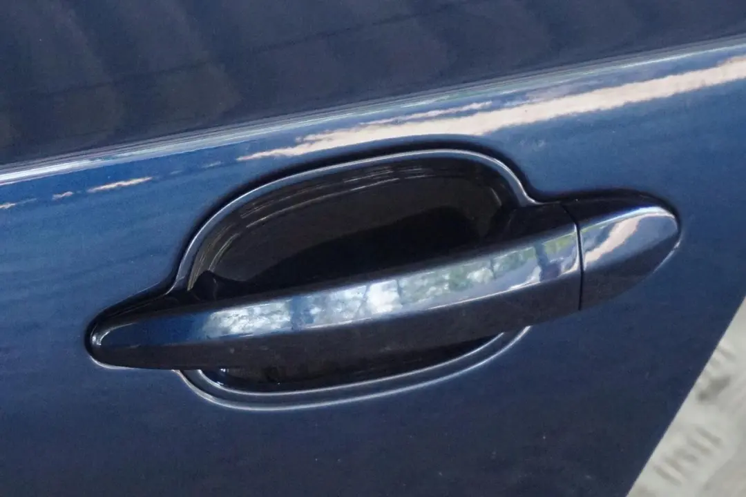 BMW E61 Drzwi lewe tylne tył Tiefseeblau - SKU 7158501-DSB - Numer Części 7158501