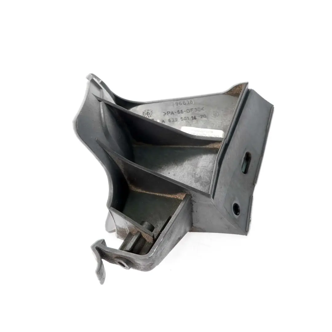 Mercedes-Benz W639 Supporto Serbatoio Acqua Fredda Supporto per con numero di parte A6395011420 Mercedes-Benz W639 Supporto Serbatoio Acqua Fredda Supporto - SKU A6395011420 - Numero di parte A6395011420