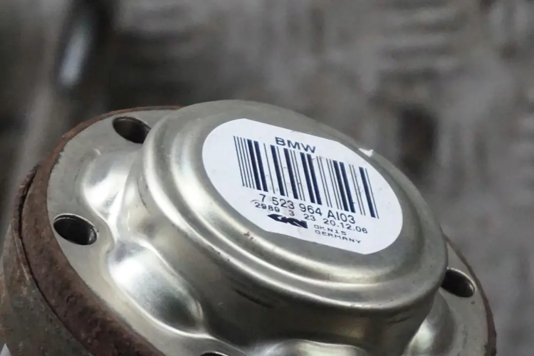 M47N2 Trasero Derecho O / Spring Strut Pierna Freno Suspension Hub para BMW E87 118d con número de pieza 6774810 BMW E87 118d M47N2 Trasero Derecho O / Spring Strut Pierna Freno Suspension Hub - SKU 6774810-20 - Número de pieza 6774810