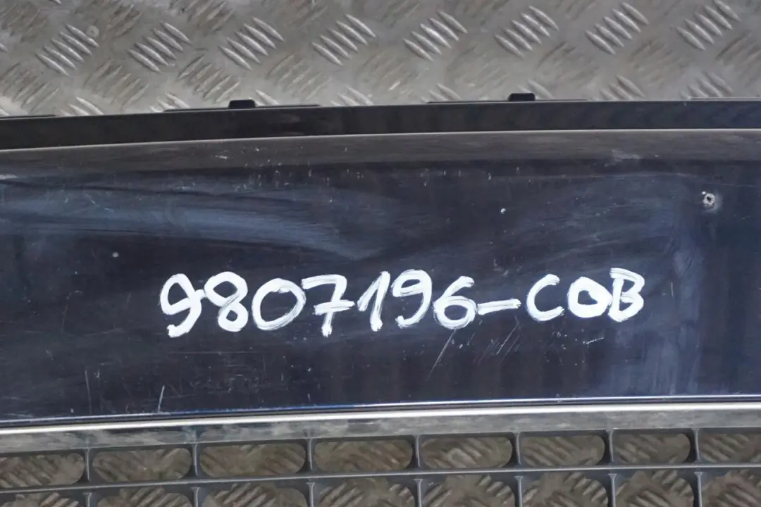 Zderzak przedni przód Black do MINI R60 o numerze 9807196 MINI R60 Zderzak przedni przód Black - SKU 9807196-COB - Numer Części 9807196