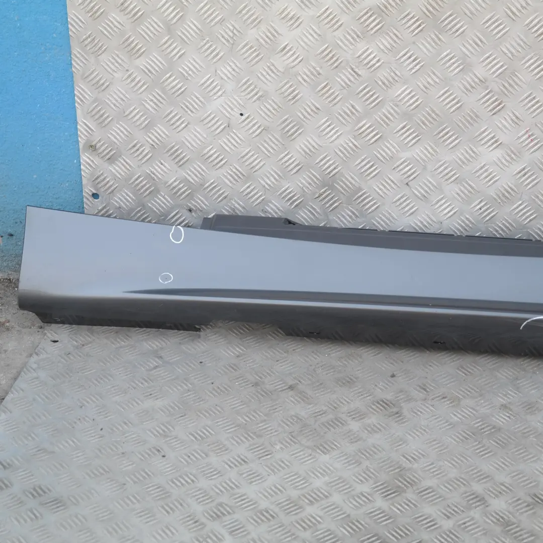 Listello Portiera Apertura Gonna SX Frizzante Grafite Metallici per BMW E87 con numero di parte 51770032949-SG1 BMW E87 Listello Portiera Apertura Gonna SX Frizzante Grafite Metallici - SKU 0032949-SG1 - Numero di parte 51770032949-SG1