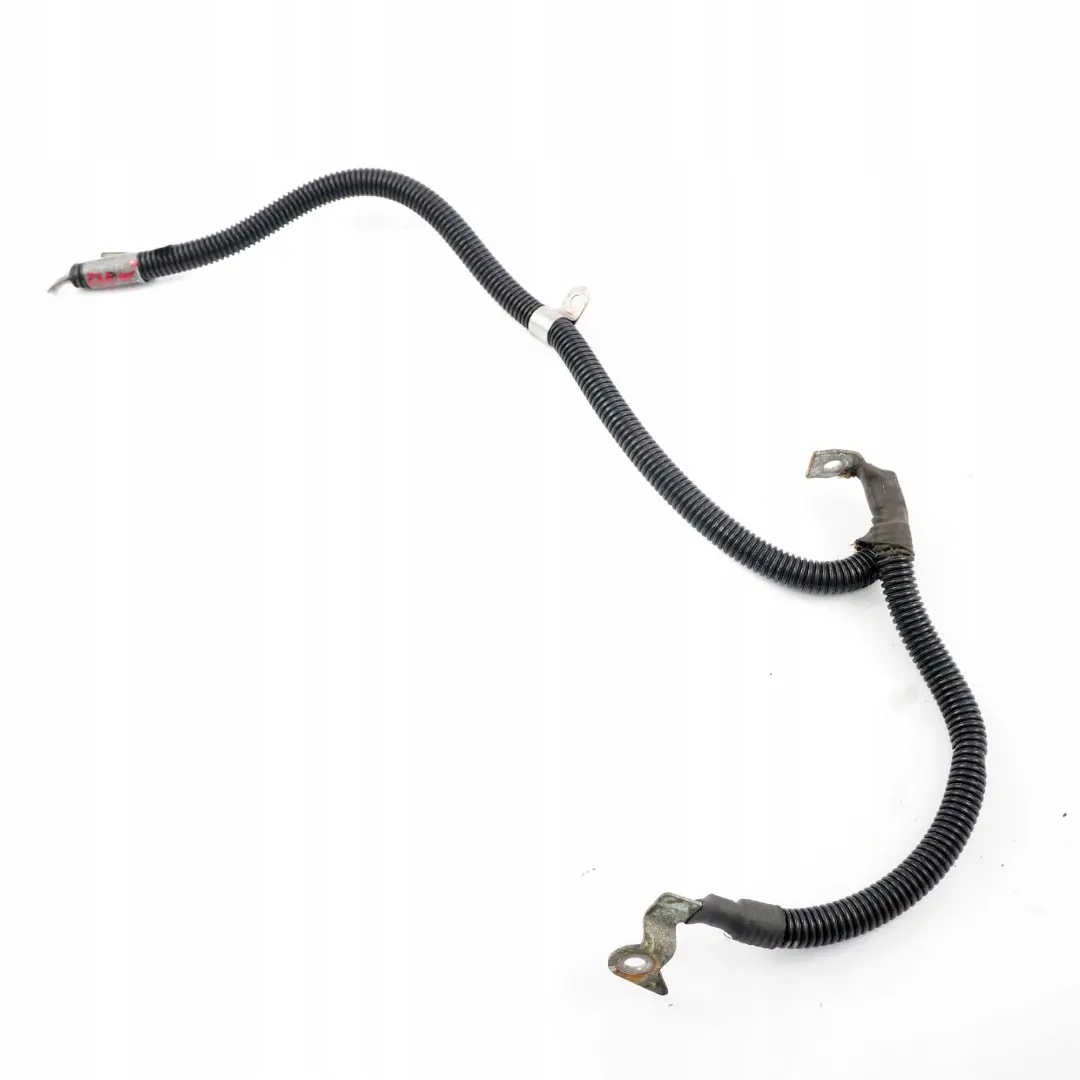 Kabel przewód plus akumulatora do Mercedes E W210 o numerze A2105401530 Mercedes E W210 Kabel przewód plus akumulatora - SKU A2105401530 - Numer Części A2105401530