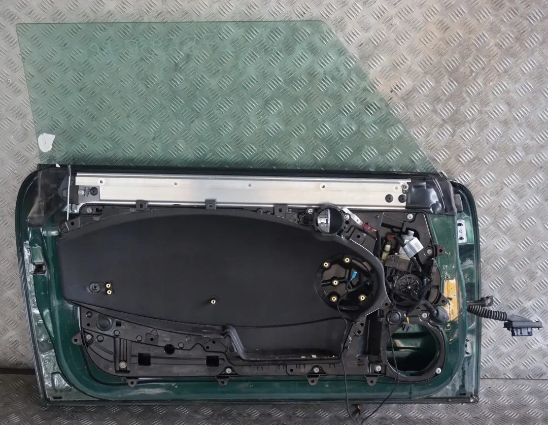 Conducteur Porte avant Gauche British Vert pour Mini Cooper 7 R55 R56 R57 R58 R59 à propos du numéro de pièce 2755935 Mini Cooper 7 R55 R56 R57 R58 R59 Conducteur Porte avant Gauche British Vert - SKU 2755935-BRG7 - Numéro de pièce 2755935