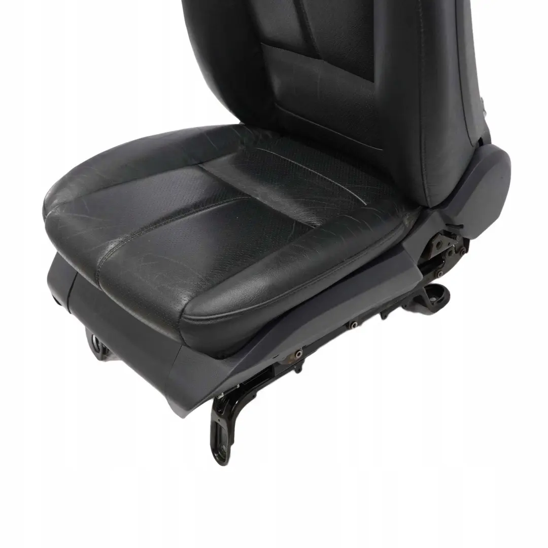 Calefaccion Negro Cuero Delantero Derecho Asiento Memoria para Mercedes W163 con número de pieza A1639201547 Mercedes W163 Calefaccion Negro Cuero Delantero Derecho Asiento Memoria - SKU A1639201547-1 - Número de pieza A1639201547