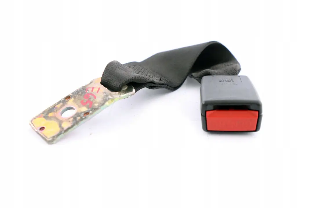 BMW 7 Series E65 E66 E67 Lower Belt Rear Centre Buckle 9117249 - SKU 7018249 - Part number 7018249