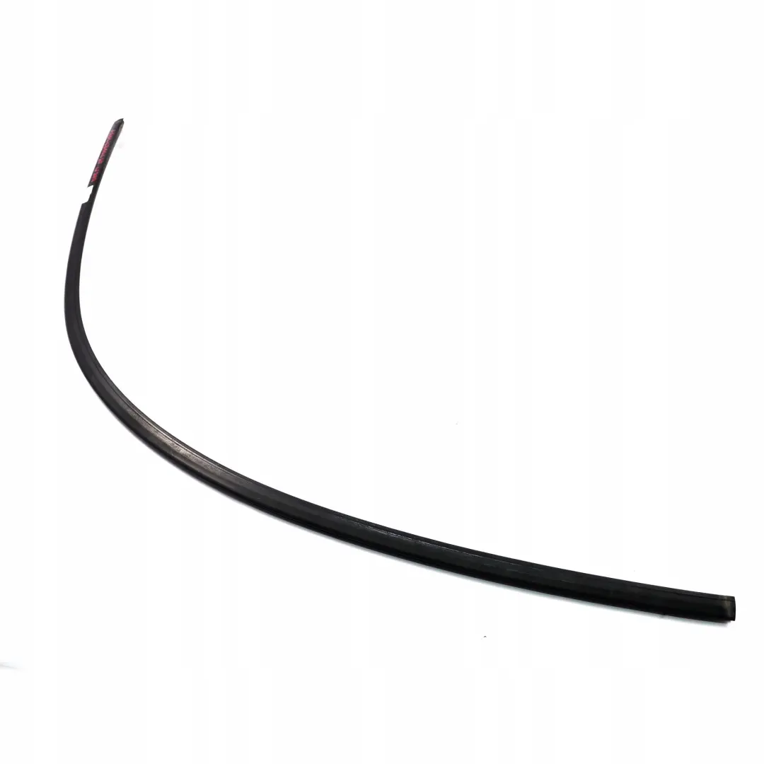 Mercedes Benz Classe C W204 Copertura Parabrezza Sopra Guarnizione - SKU A2046710620 - Numero di parte A2046710620