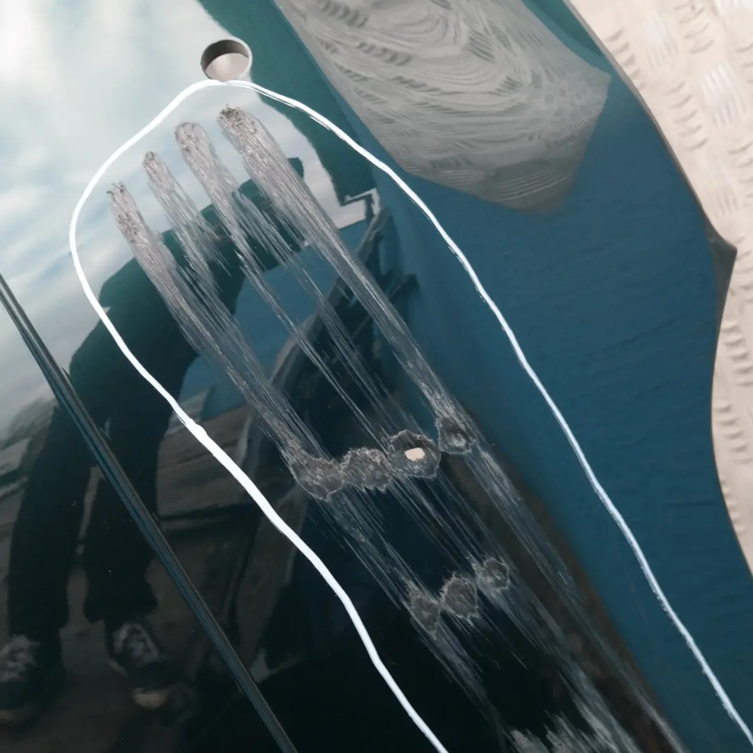 Bumper PDC Tiefgruen Green Metallic - A43 to BMW 3 SERIES E90 Rear with Part number 51120033194 BMW 3 SERIES E90 Rear Bumper PDC Tiefgruen Green Metallic - A43 - SKU 0033194-TG - Part number 51120033194