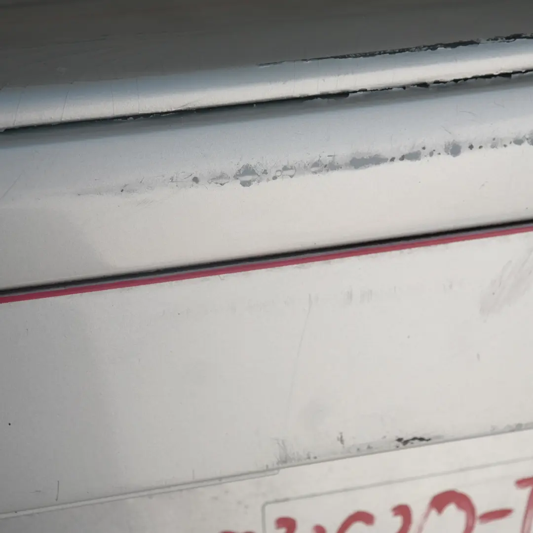 Zderzak tylny tył titansilber 354 do BMW E87 o numerze 32630 BMW E87 Zderzak tylny tył titansilber 354 - SKU 0032630-TS5 - Numer Części 32630