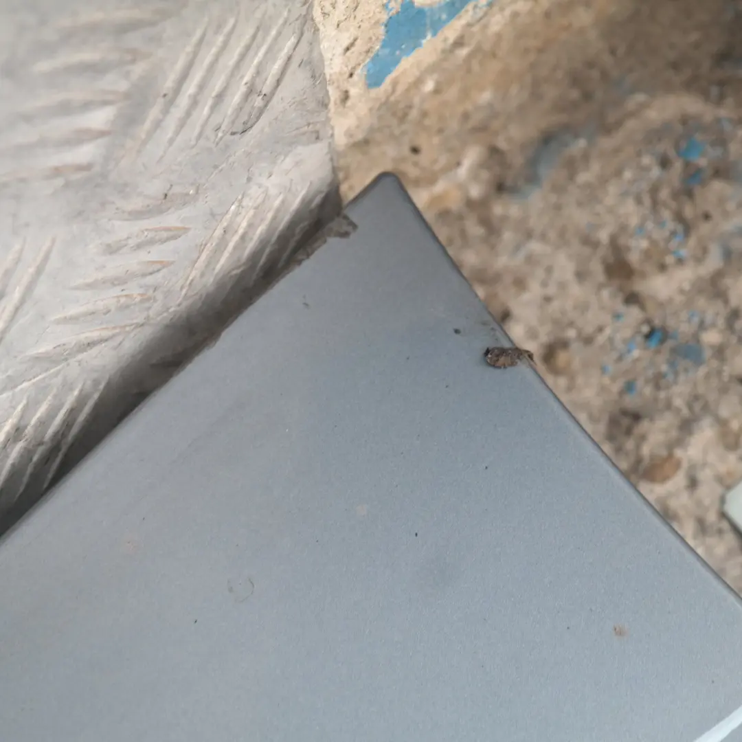 Sill Strip Side Skirt Left N/S Quarzblau Blau Blue Metallic A18 to BMW 1 Series E87 with Part number 32949 BMW 1 Series E87 Sill Strip Side Skirt Left N/S Quarzblau Blau Blue Metallic A18 - SKU 0032949-QB16 - Part number 32949