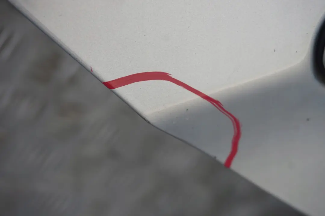 Passeggero Portiera Posteriore Dx Argento-Titanio Argento per BMW E90 E90N LCI con numero di parte 7203648 BMW E90 E90N LCI Passeggero Portiera Posteriore Dx Argento-Titanio Argento - SKU 7203648-TS7 - Numero di parte 7203648