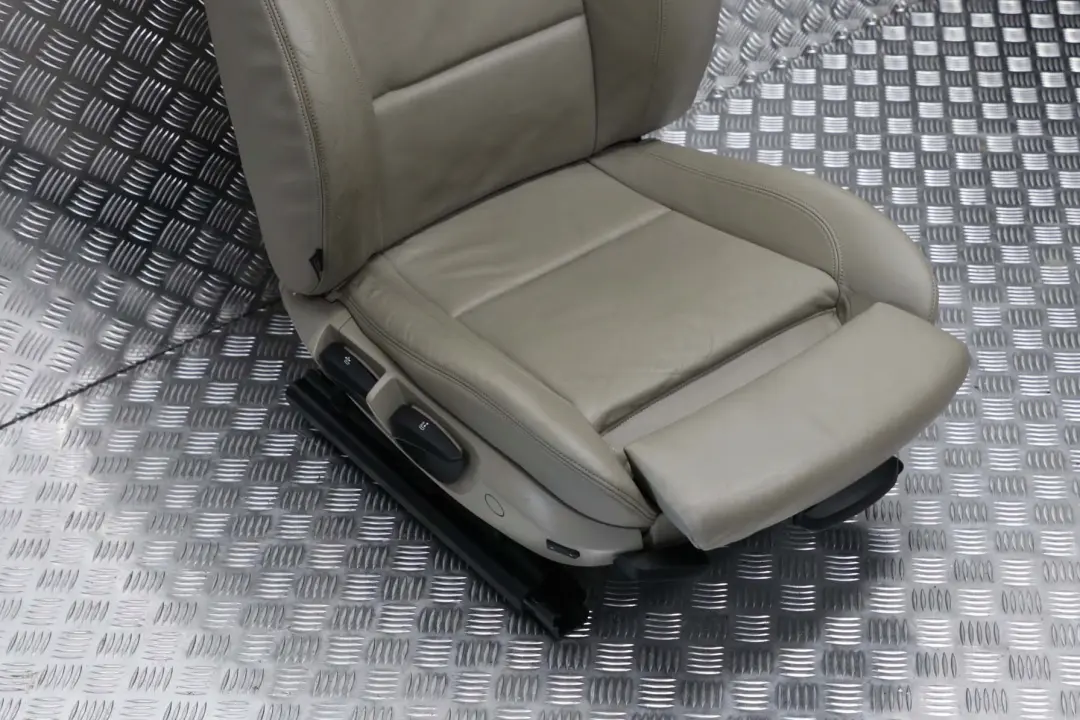 BMW 1 Serie E88 Cabriolet M Sieges Sport avant Droit Siege Cuir Beige - SKU 7257490 - Numéro de pièce 7257490