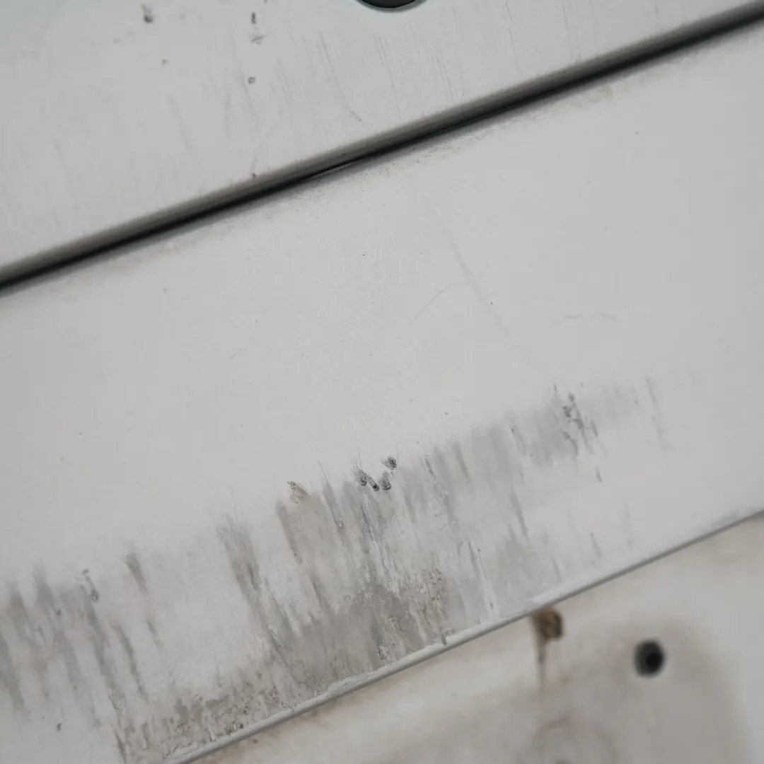 Verkleidung Stossfänger lackiert hinten PDC Titansilber 354 für BMW 1 er 2 E87 mit Teilenummer 32630 BMW 1 er 2 E87 Verkleidung Stossfänger lackiert hinten PDC Titansilber 354 - SKU 0032630-TS2 - Teilenummer 32630