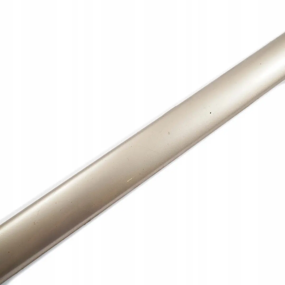  Mercedes-Benz W163 Front Right Door Trim Strip Moulding Travertine Beige - SKU A1636900262-TRB - Número de pieza A1636900262