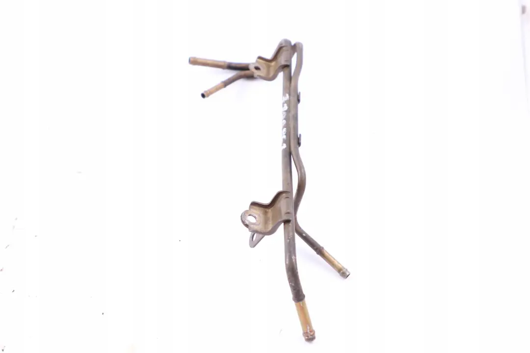 W17 Conduite de Carburant 1353 pour Mini Cooper One D R50 à propos du numéro de pièce 7790862 Mini Cooper One D R50 W17 Conduite de Carburant 1353 - SKU 7790862 - Numéro de pièce 7790862