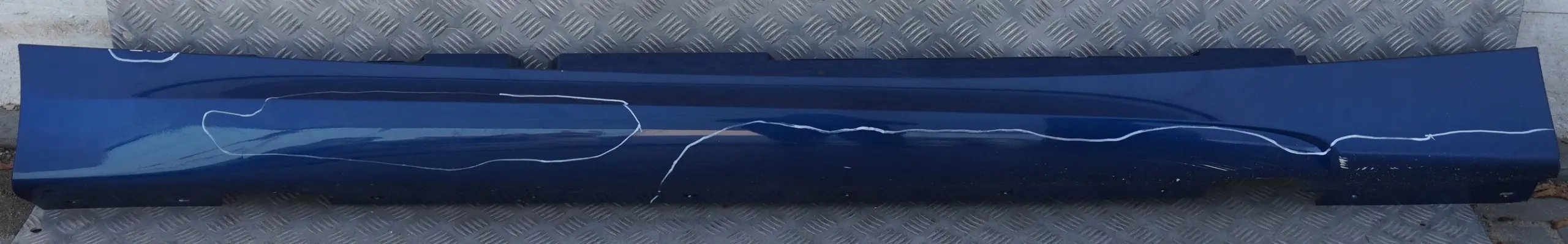 BMW E87 E87N M Sport Sill Strip Faldon Lateral Derecho Le Mans Blau B