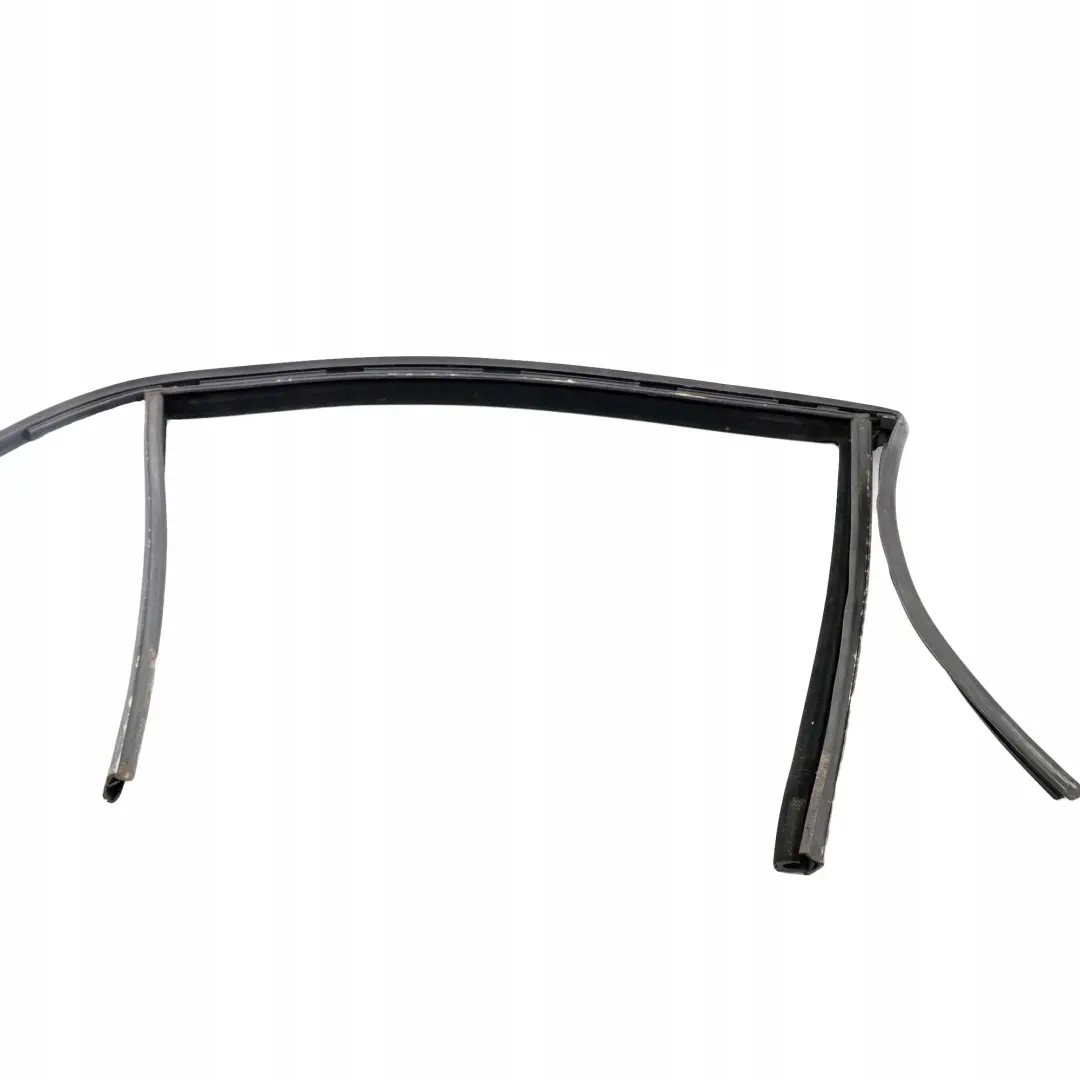 Guia De La ventana De La puerta trasera derecha O / S Seal para BMW E66 con número de pieza 7414534 BMW E66 Guia De La ventana De La puerta trasera derecha O / S Seal - SKU 7008046 - Número de pieza 7414534