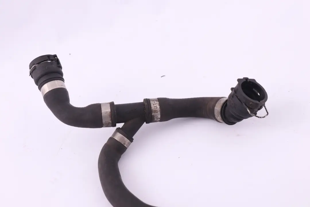 N52 Rücklaufschlauch Kühler für BMW 5 er E60 E61 mit Teilenummer 7542206 BMW 5 er E60 E61 N52 Rücklaufschlauch Kühler - SKU 7542206 - Teilenummer 7542206
