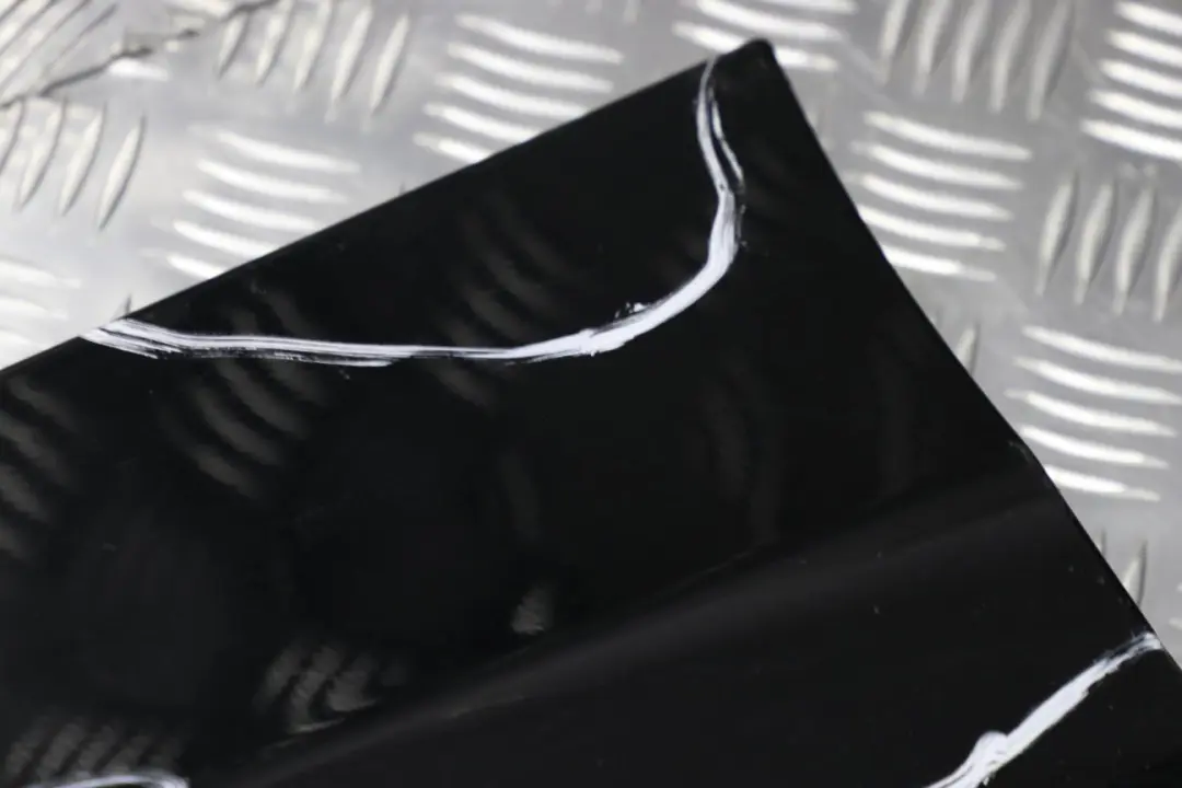 BMW E81 E82 E88 Listello Portiera Apertura Gonne SX Nero - SKU 0036143-SCH4 - Numero di parte 51770036143