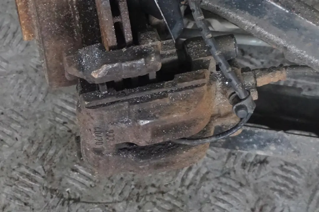 N47 Abtriebswelle Schwenklager Hinten Rechts für BMW 1 er E81 118d mit Teilenummer 6774810 BMW 1 er E81 118d N47 Abtriebswelle Schwenklager Hinten Rechts - SKU 6774810-23 - Teilenummer 6774810