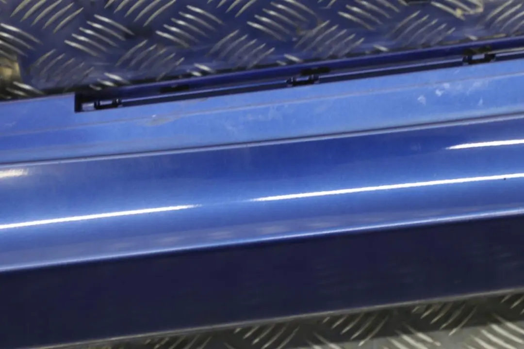 BMW E87 LCI Listello Portiera Apertura Gonna Destra Montegoblau Blu - A51 - SKU 0036144-MTB - Numero di parte 0036144