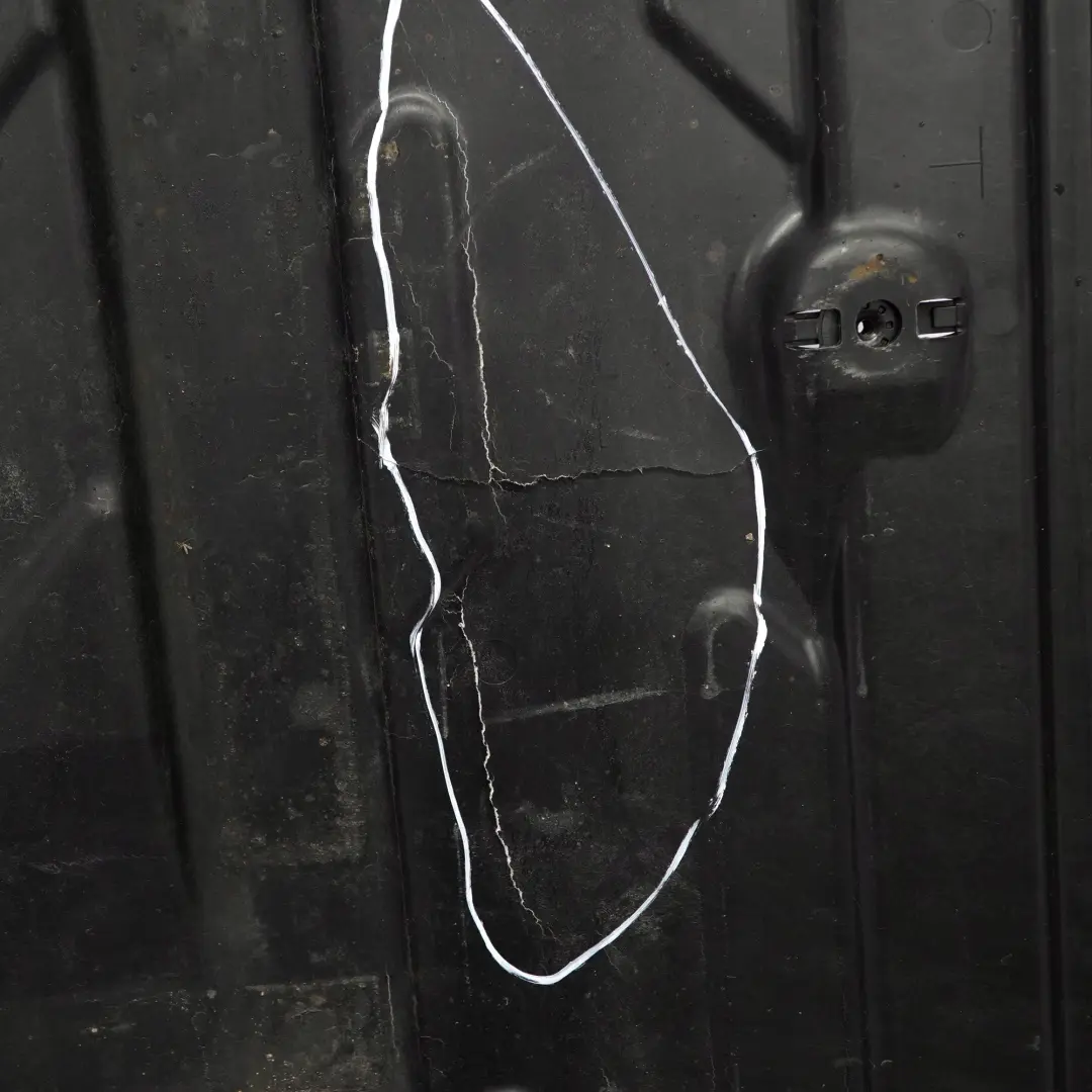 Mercedes-Benz W204 Protection Anti-encastrement Blindage Droite pour à propos du numéro de pièce A2046100808 Mercedes-Benz W204 Protection Anti-encastrement Blindage Droite - SKU A2046100808 - Numéro de pièce A2046100808